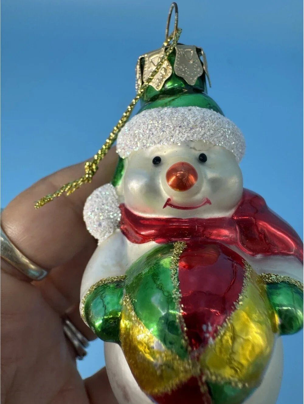 Vintage 2003 Thomas Pacconi Blown Glass Snowman Holding Beach Ball Ornament 3.5